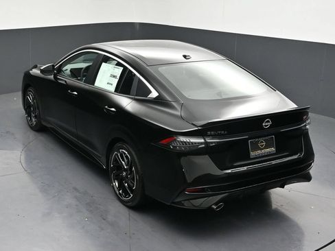 New 2026 Nissan Sentra SR w/ Floor Mat Package FWD image 23