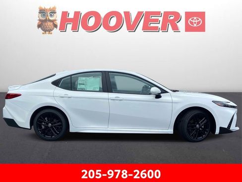 New 2026 Toyota Camry SE FWD image 2