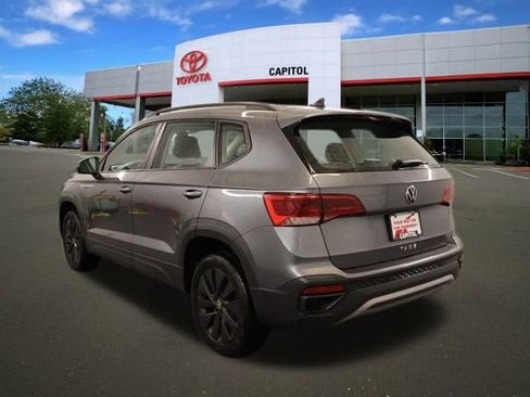 Used 2022 Volkswagen Taos S image 4