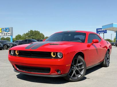 Used 2020 Dodge Challenger SXT w/ Blacktop Package