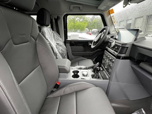 Used 2025 INEOS Grenadier Fieldmaster Edition image 30