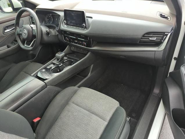 Certified 2021 Nissan Rogue SV FWD image 22