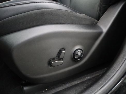 Used 2021 Jeep Cherokee Latitude Lux AWD/4WD image 13