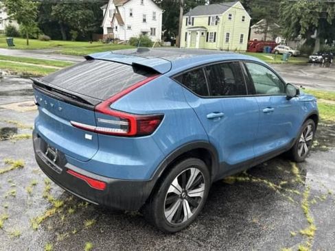 Used 2023 Volvo C40 Recharge Core AWD/4WD image 4