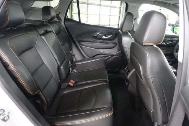 Used 2024 GMC Terrain AT4 w/ Tech Package AWD/4WD image 26