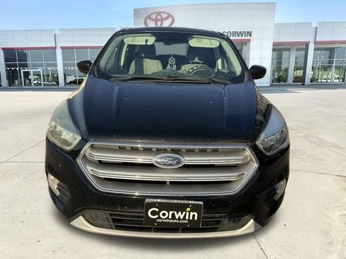 Used 2017 Ford Escape SE FWD image 11