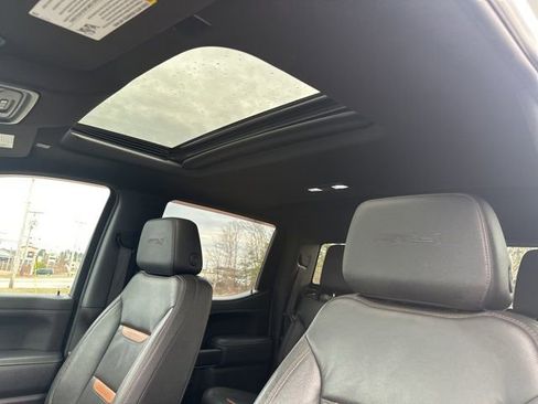 Used 2021 GMC Sierra 1500 AT4 w/ AT4 Preferred Package AWD/4WD image 23