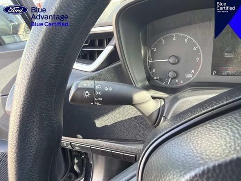 Used 2025 Toyota Corolla LE FWD image 20