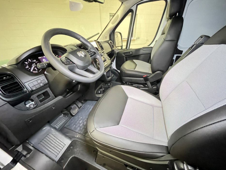 New 2024 RAM ProMaster 2500 w/ Safety Group FWD image 9
