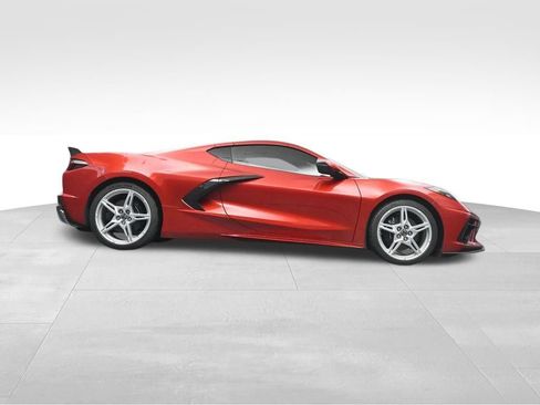 Used 2025 Chevrolet Corvette Stingray Preferred Cpe w/ 2LT RWD image 33