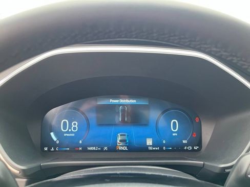 Used 2025 Ford Escape Platinum AWD/4WD image 25