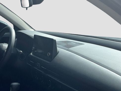 Used 2025 Honda HR-V LX image 26