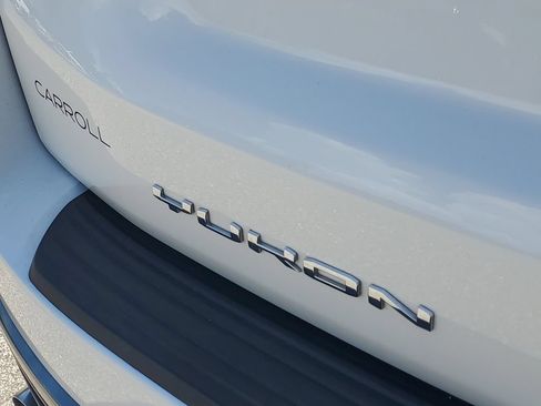 Certified 2022 GMC Yukon XL AT4 AWD/4WD image 13
