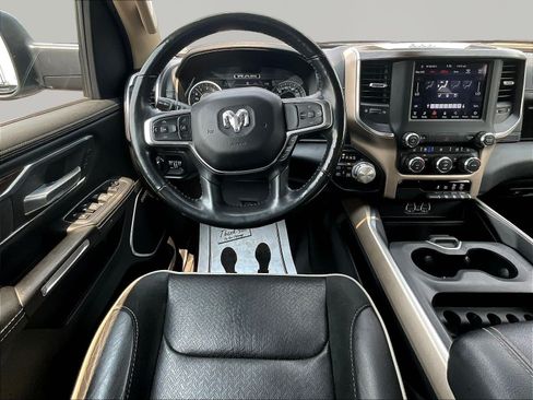 Used 2020 RAM 1500 Laramie AWD/4WD image 9