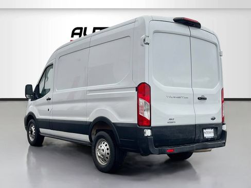 Used 2022 Ford Transit 250 Medium Roof AWD w/ Load Area Protection Package image 5