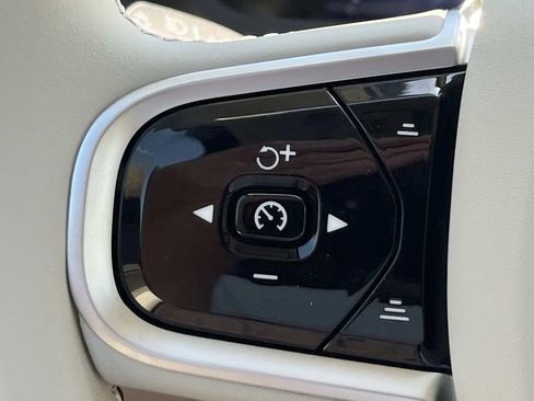 New 2026 Volvo XC90 T8 Ultra w/ Protection Package Premier AWD/4WD image 28