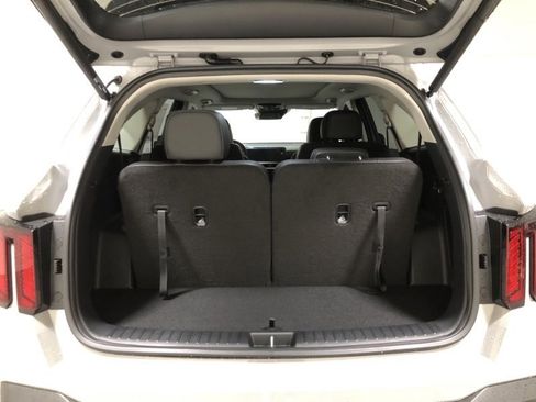 New 2026 Kia Sorento X-Line EX image 8