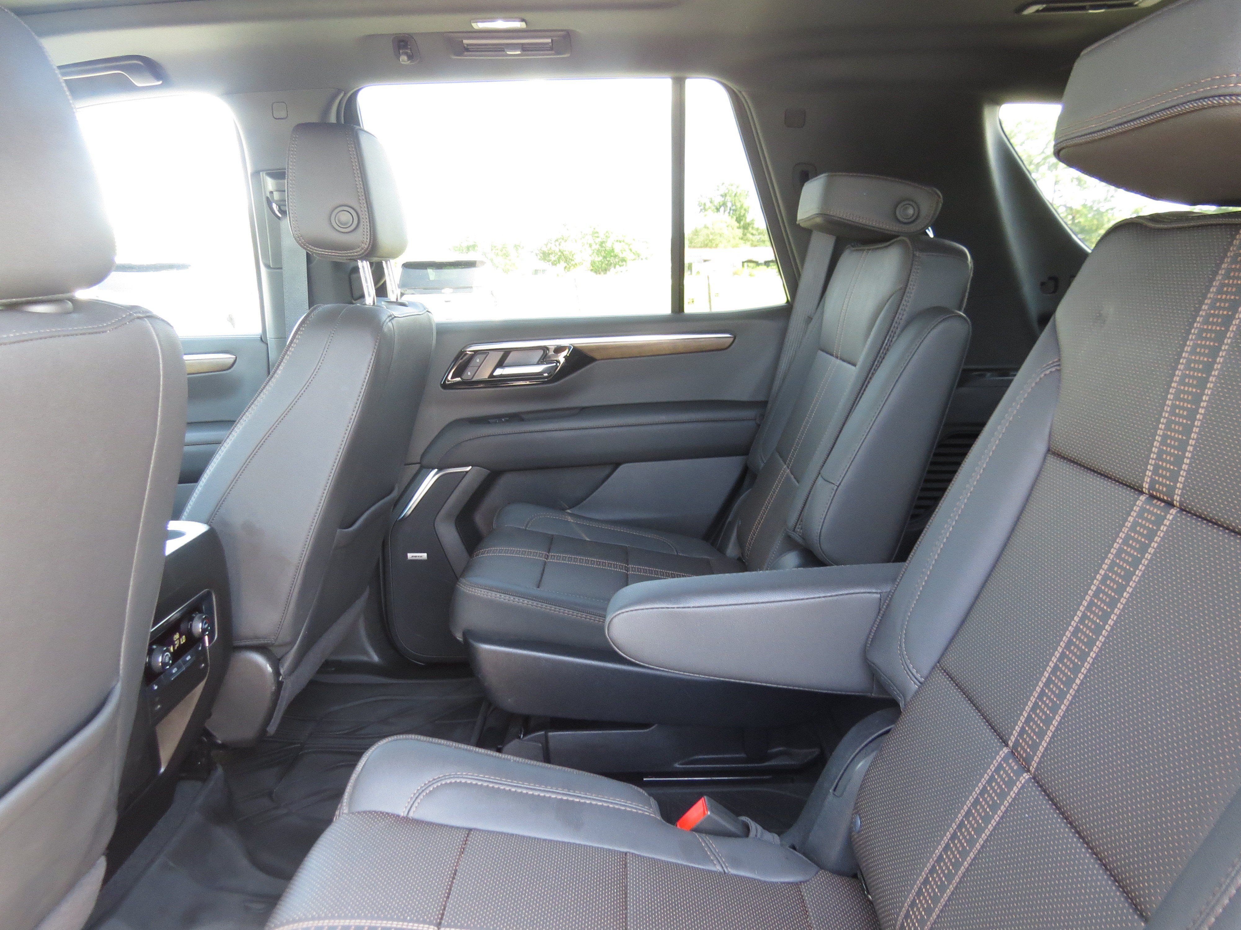Used 2026 Chevrolet Tahoe High Country w/ Sun And Tow Package AWD/4WD image 14