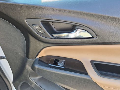 Certified 2022 Chevrolet Equinox Premier FWD image 27