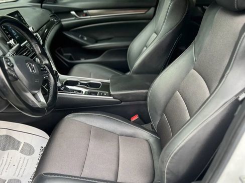 Used 2020 Honda Accord Sport image 12