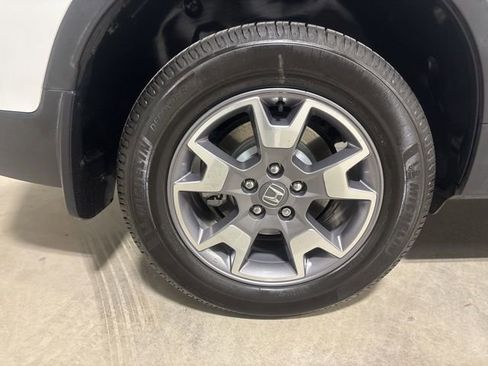 Used 2023 Honda Passport TrailSport image 31