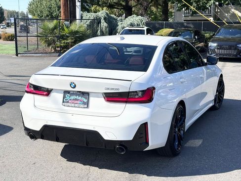 Used 2024 BMW 330i Sedan w/ M Sport Package RWD image 18