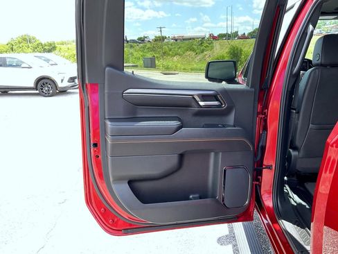 Used 2023 GMC Sierra 1500 AT4 w/ Technology Package AWD/4WD image 20