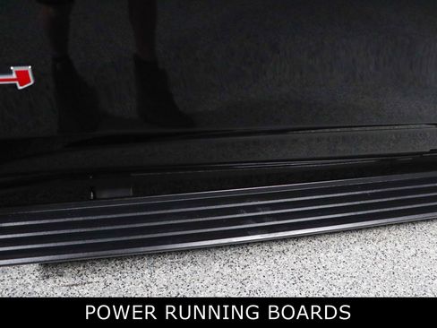 Used 2023 GMC Yukon AT4 w/ AT4 Premium Package image 12