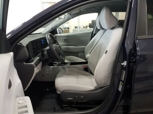 Used 2025 Hyundai Kona SEL AWD/4WD image 12