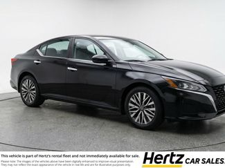 Used 2025 Nissan Altima 2.5 SV FWD video 1