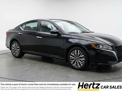 Used 2025 Nissan Altima 2.5 SV