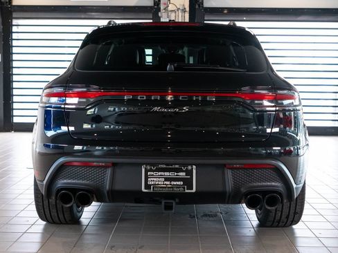 Certified 2024 Porsche Macan S AWD/4WD image 8