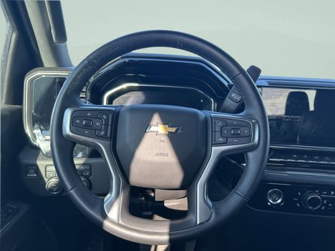 Used 2024 Chevrolet Silverado 1500 LT image 19