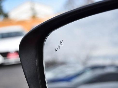 Certified 2025 Nissan Frontier PRO-4X w/ Pro Convenience Package image 12