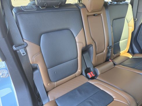 Used 2023 Ford Bronco Outer Banks w/ Sasquatch Package image 30