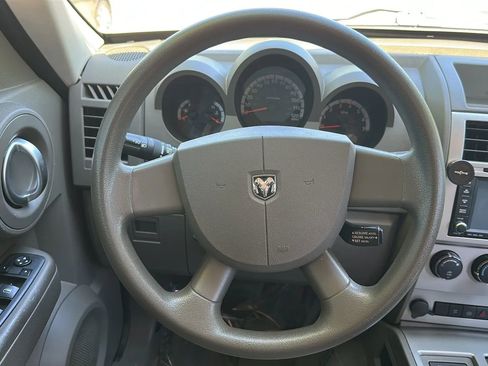 Used 2008 Dodge Nitro SXT AWD/4WD image 28
