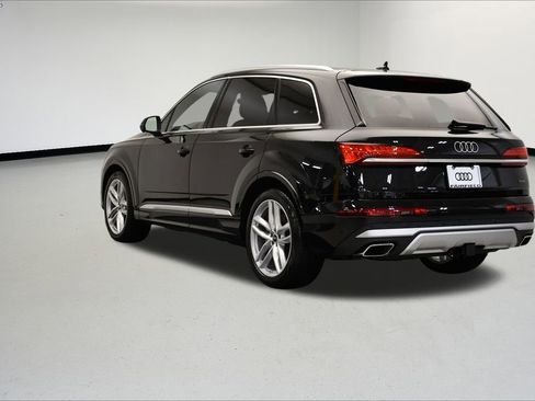 Used 2025 Audi Q7 3.0T Premium Plus w/ Premium Plus Package image 3