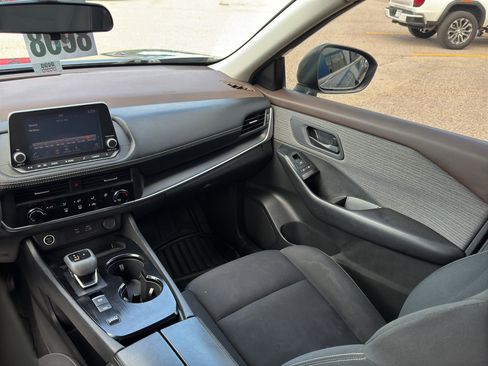Used 2023 Nissan Rogue S FWD image 38