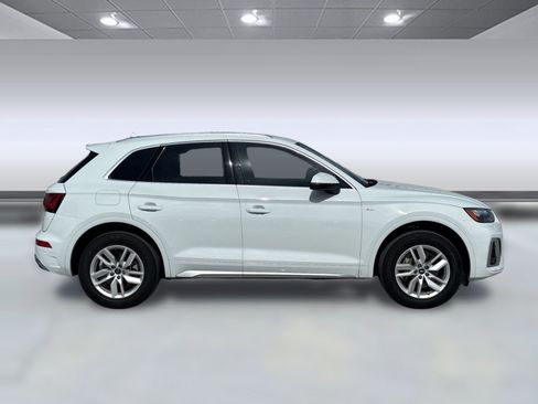 Certified 2023 Audi Q5 2.0T Premium w/ Convenience Package AWD/4WD image 7