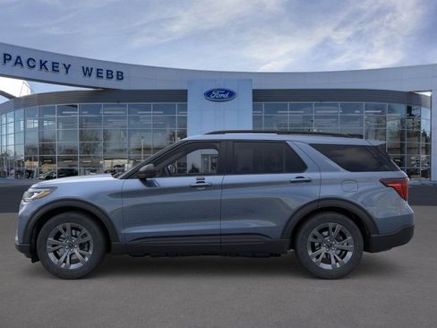 New 2026 Ford Explorer Active AWD/4WD image 4