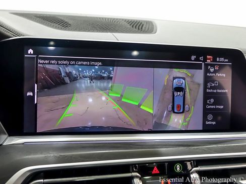 Used 2020 BMW X7 xDrive40i w/ M Sport Package AWD/4WD image 25