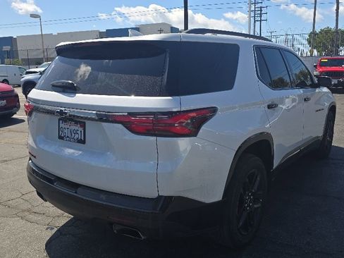 Used 2023 Chevrolet Traverse Premier w/ Redline Edition FWD image 3