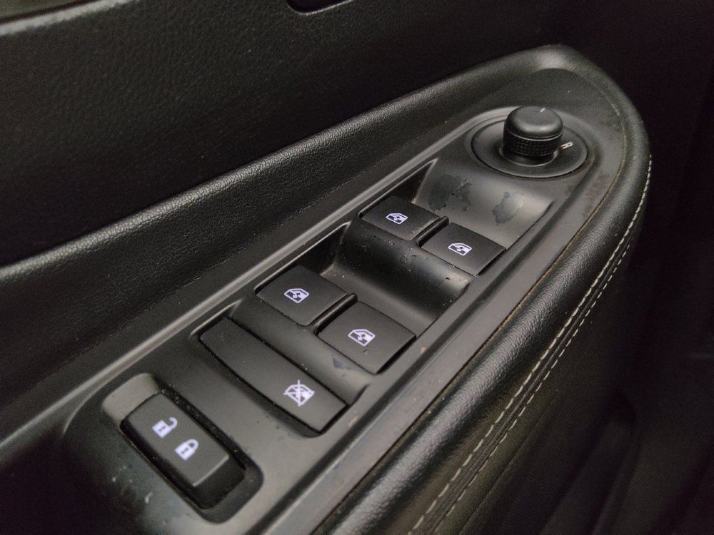 Used 2020 Buick Encore Preferred FWD image 27