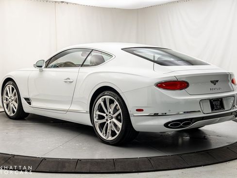 Used 2024 Bentley Continental GT image 3