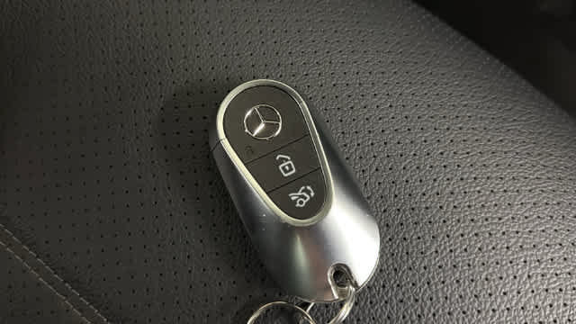 Certified 2026 Mercedes-Benz GLC 300 4MATIC image 35