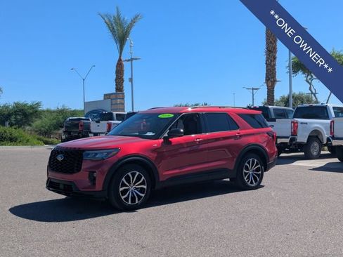 Certified 2026 Ford Explorer ST-Line RWD image 3