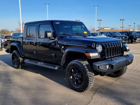 Used 2021 Jeep Gladiator Sport image 31
