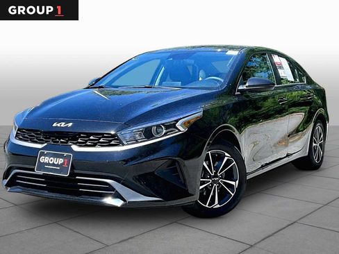 Used 2024 Kia Forte LXS FWD image 1