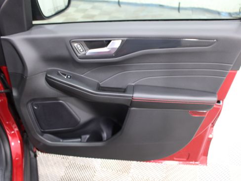 Used 2024 Ford Escape ST-Line w/ Tech Pack #1 FWD image 27