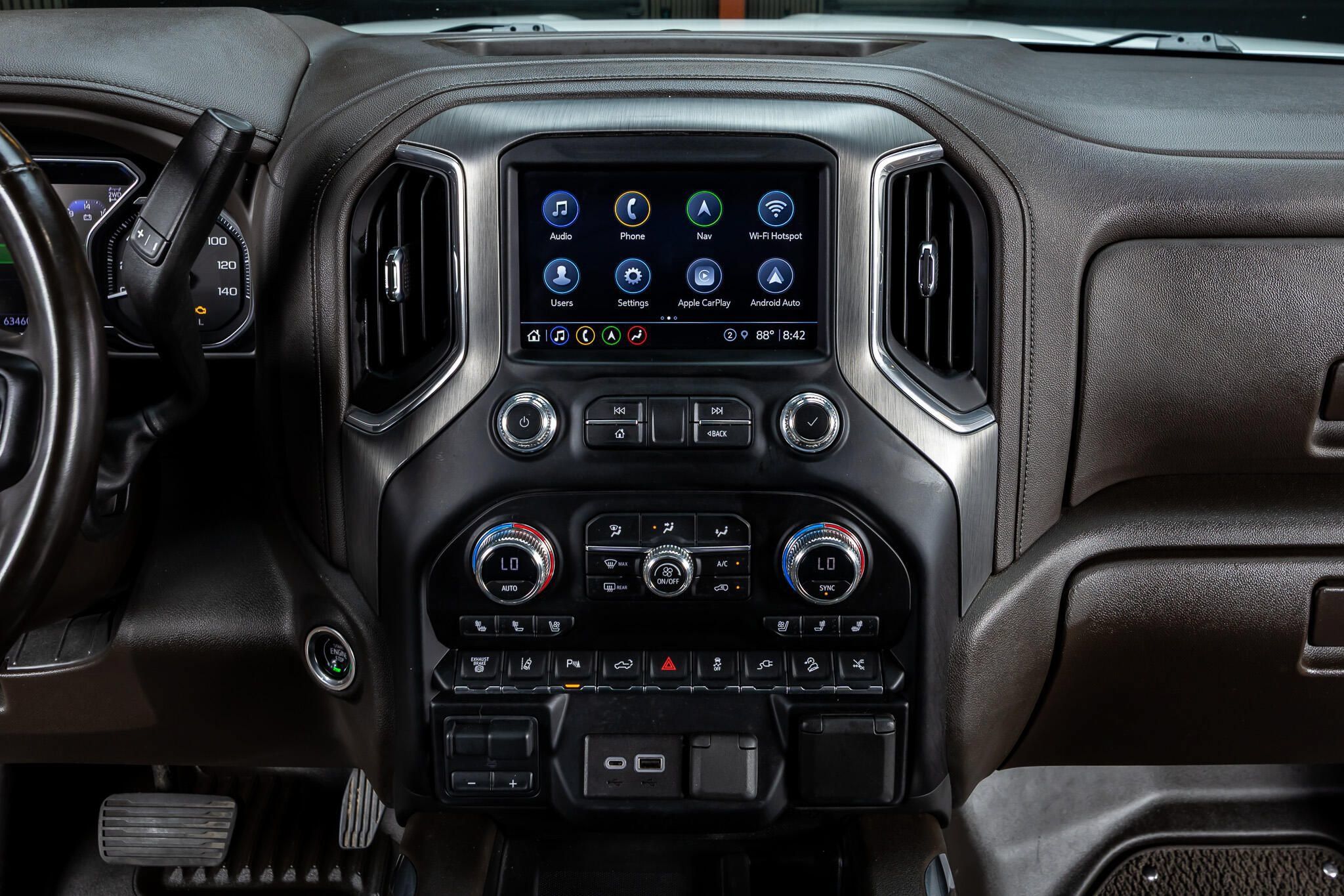 Used 2023 GMC Sierra 2500 Denali w/ Denali Ultimate Package AWD/4WD image 21
